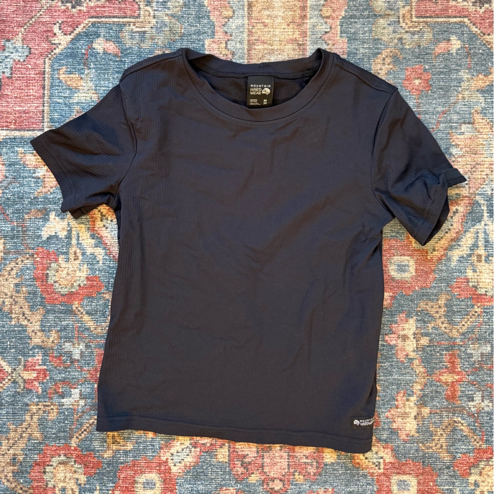 NWOT Mountain Hardwear Peak Knit Short Sleeve Top Size Medium Black